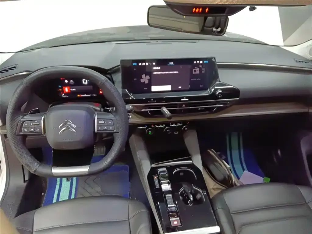 Citroen C5 X 2023 из CN, фото 10