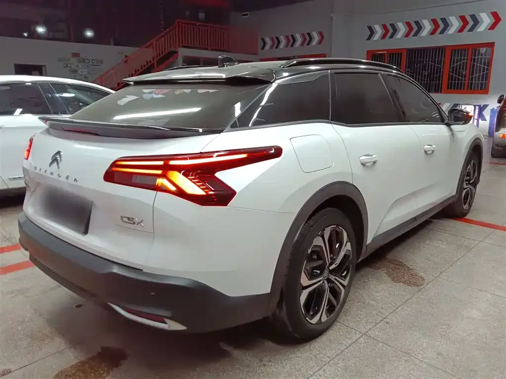 Citroen C5 X 2023 из CN, фото 7