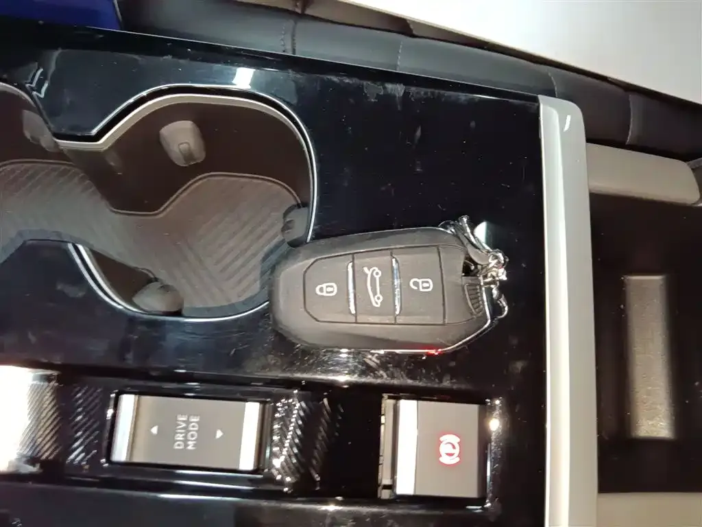 Citroen C5 X 2023 из CN, фото 9