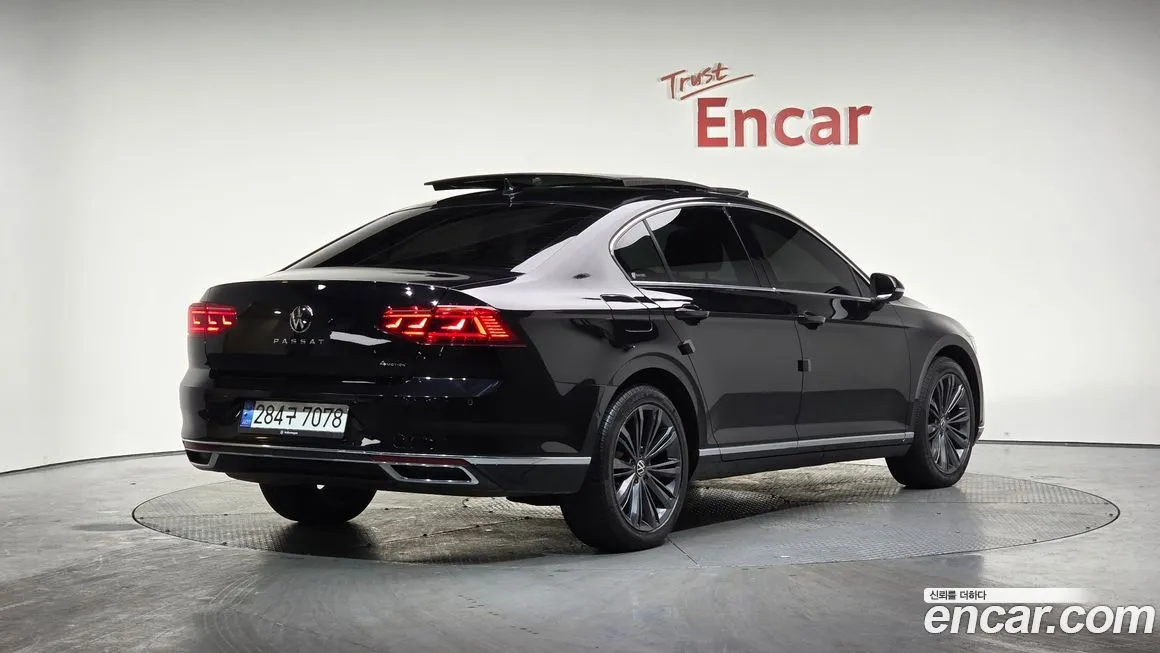 Volkswagen Passat 2022 из KR, фото 2