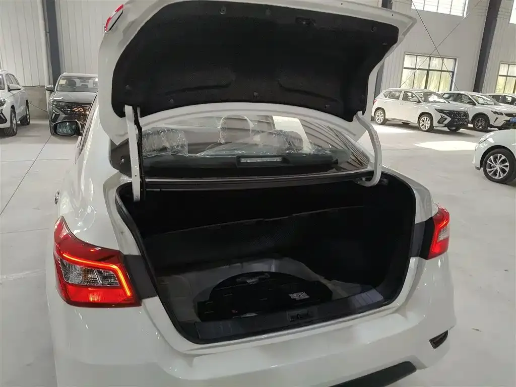 Nissan Sylphy 2025 из CN, фото 9
