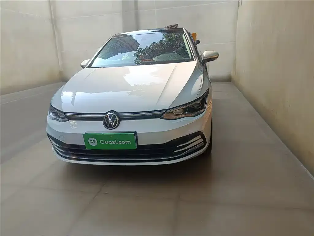 Volkswagen Golf 2022 из CN, фото 3