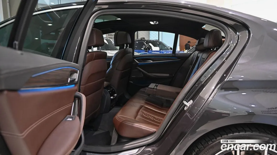 BMW 5-Series 2021 из KR, фото 10