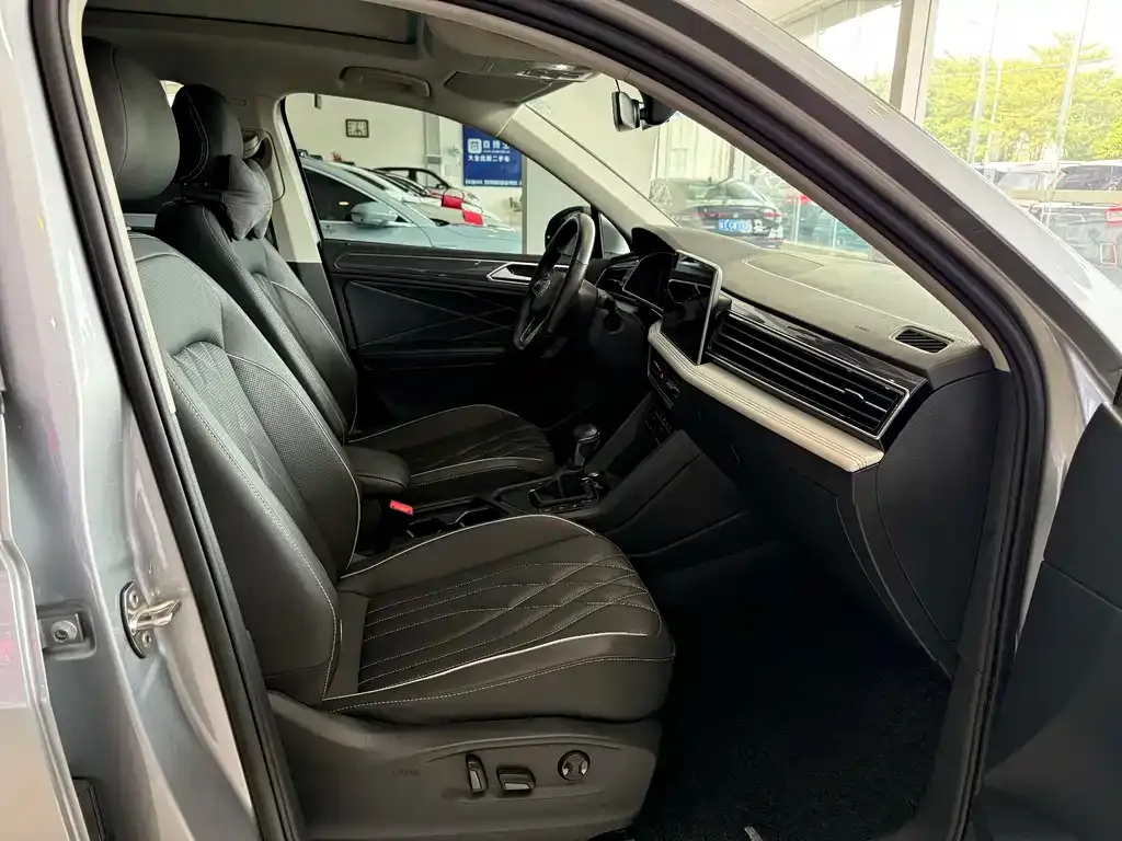 Volkswagen Tiguan L 2021 из CN, фото 7