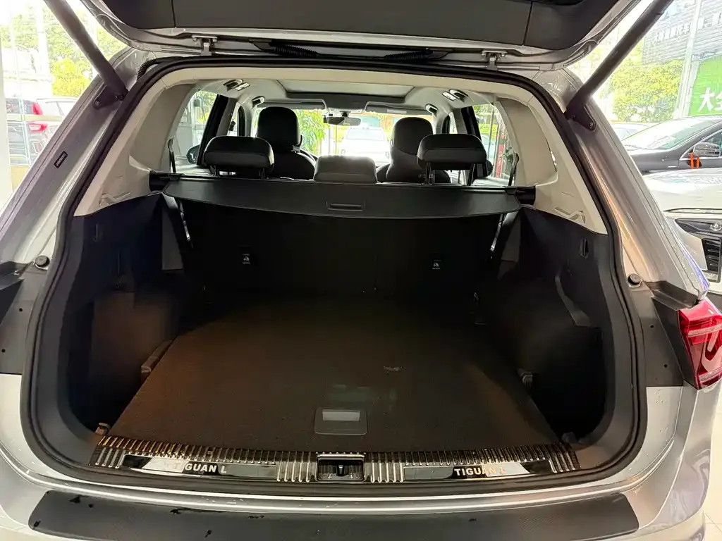 Volkswagen Tiguan L 2021 из CN, фото 9