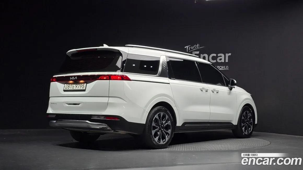 Kia Carnival 2023 из KR, фото 2