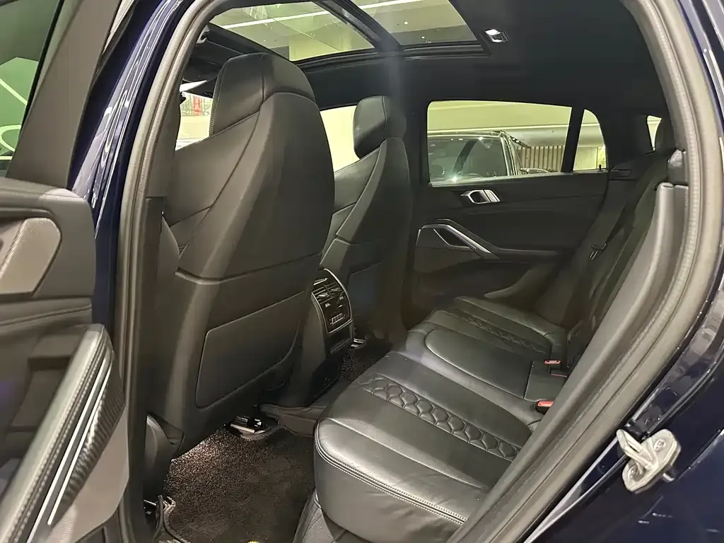 BMW X6 M 2021 из CN, фото 4