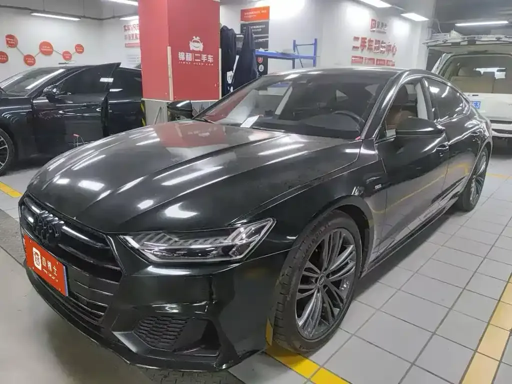 Audi A7 2022 из CN, фото 1