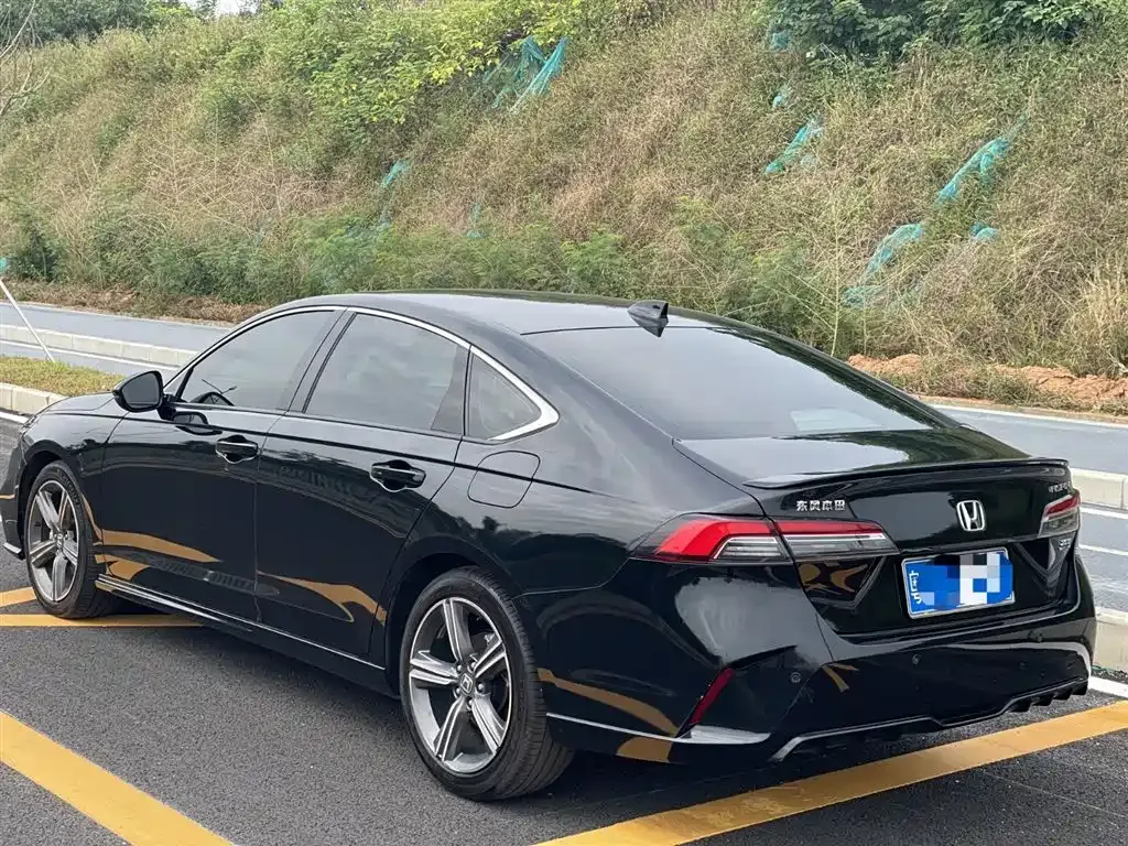 Honda Inspire — фото 4