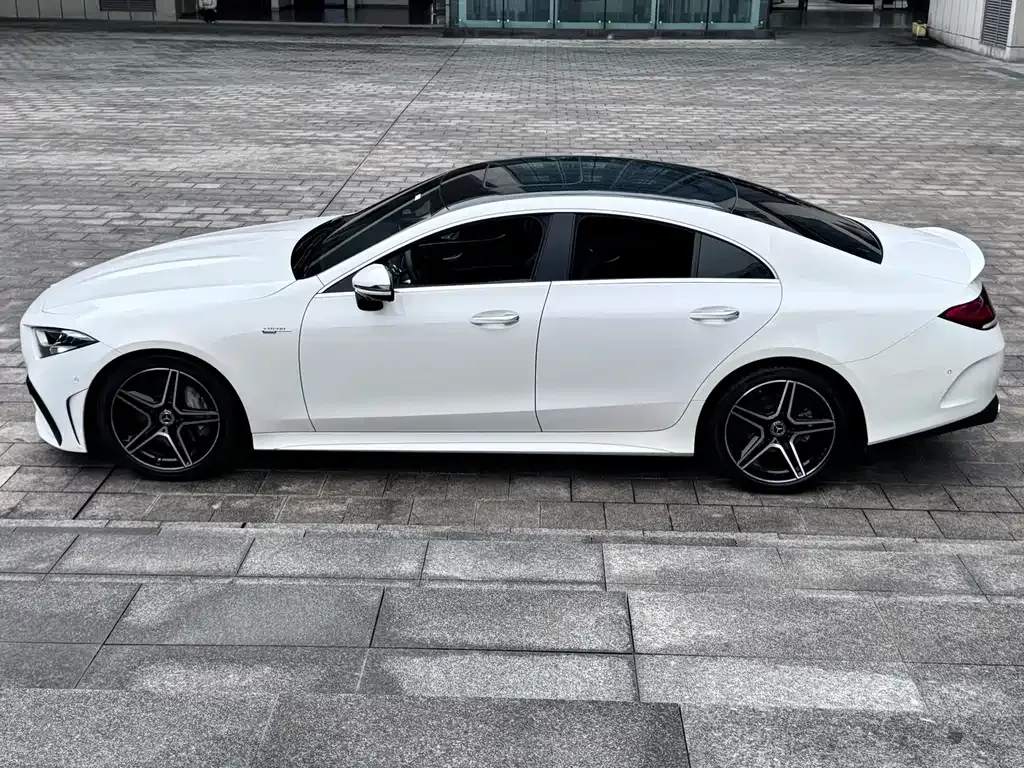 Mercedes-Benz CLS — фото 2