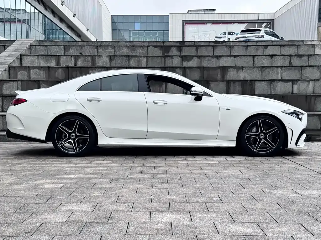 Mercedes-Benz CLS — фото 4