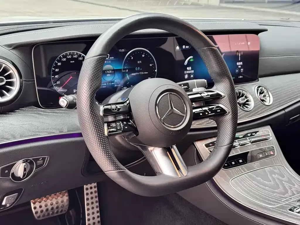 Mercedes-Benz CLS — фото 5