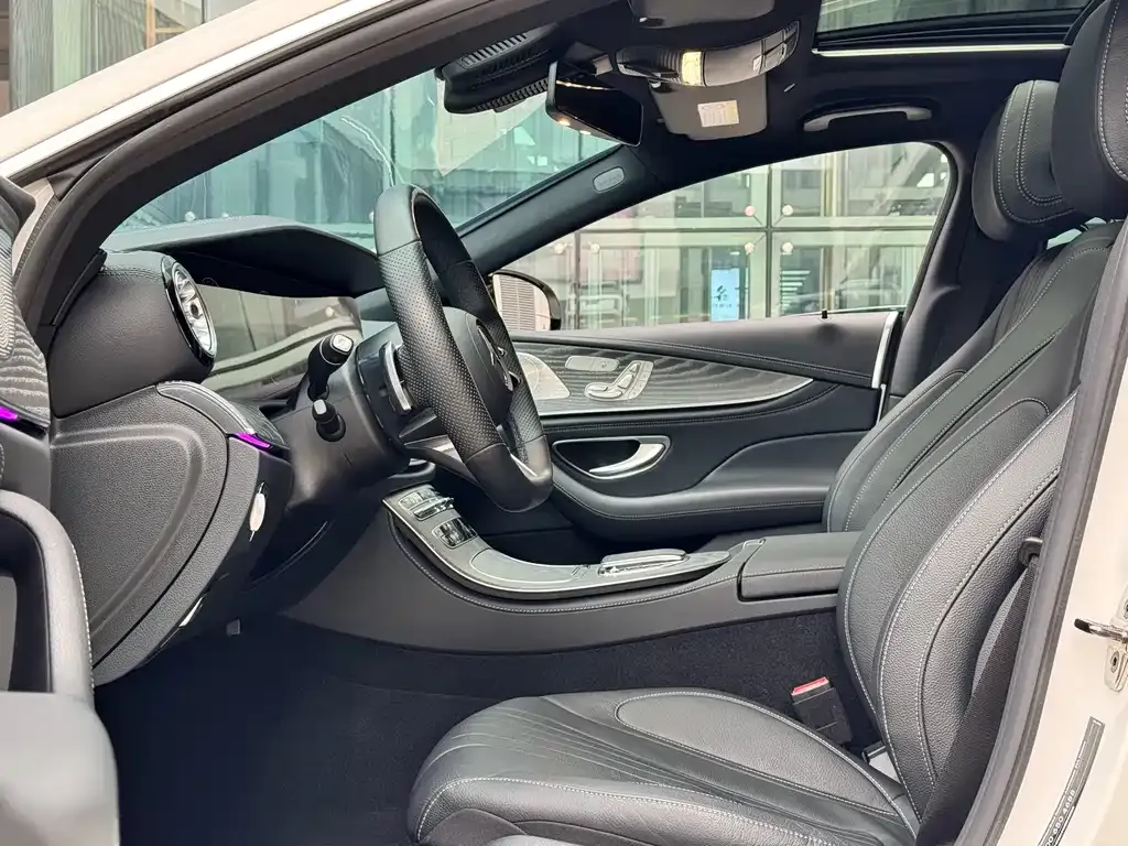 Mercedes-Benz CLS — фото 8
