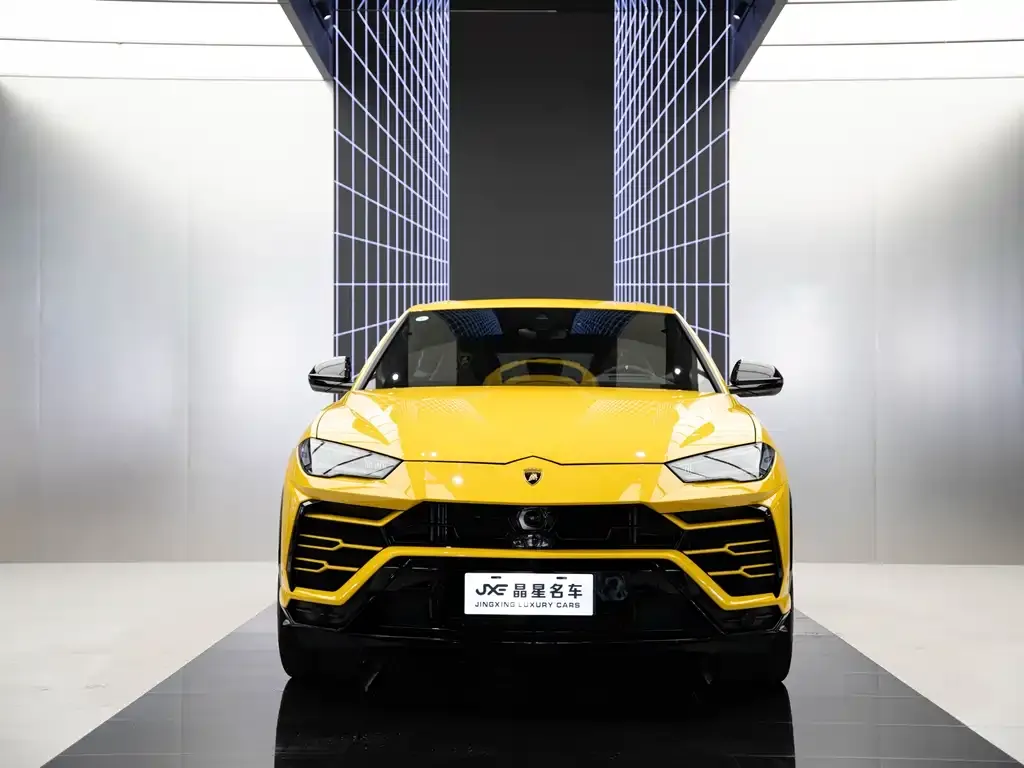 Lamborghini Urus — фото 2