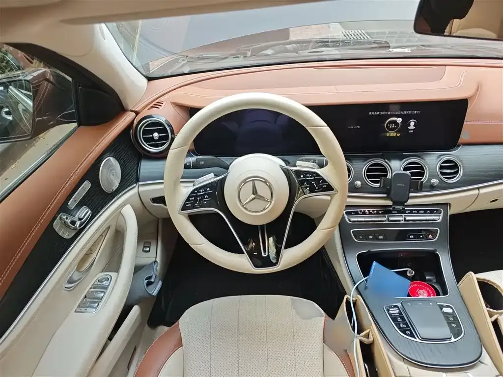 Mercedes-Benz E-Class 2023 из CN, фото 3
