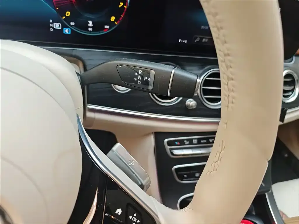 Mercedes-Benz E-Class 2023 из CN, фото 7