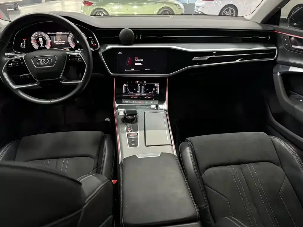 Audi A7L 2024 из CN, фото 5