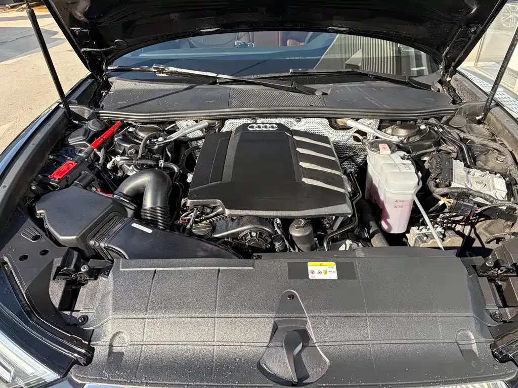 Audi A6L 2022 из CN, фото 10