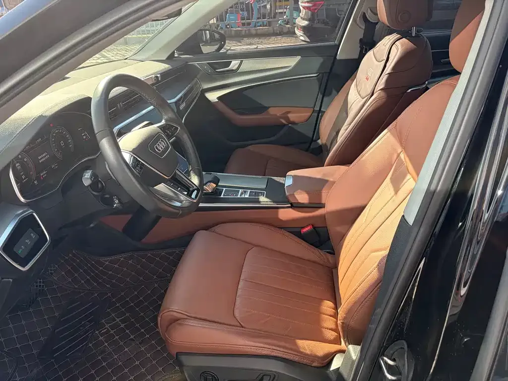 Audi A6L 2022 из CN, фото 3