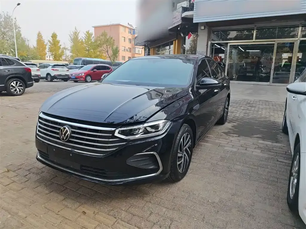 Volkswagen Lavida 2023 из CN, фото 1