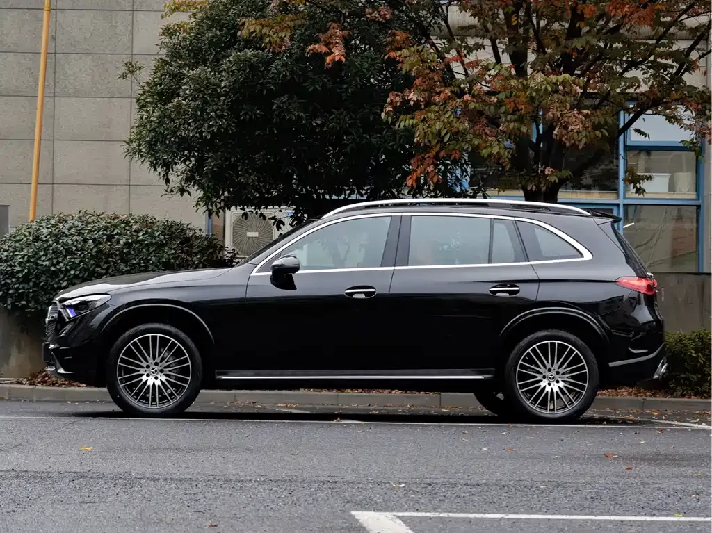 Mercedes-Benz GLC 2024 из CN, фото 3