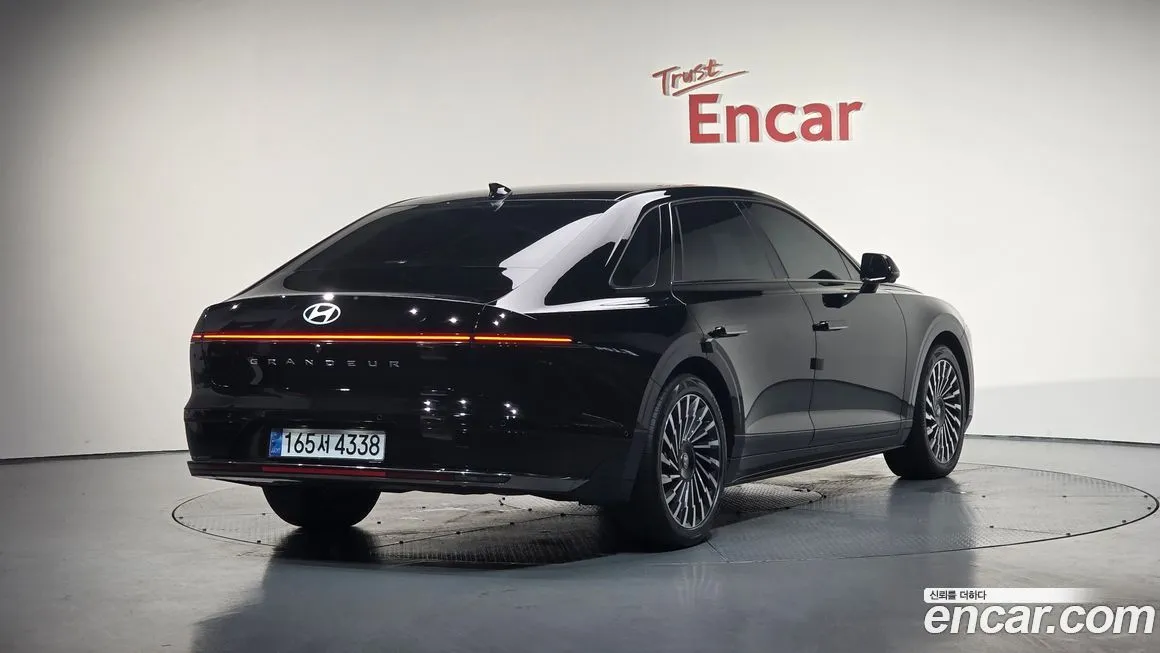 Hyundai Grandeur 2023 из KR, фото 2