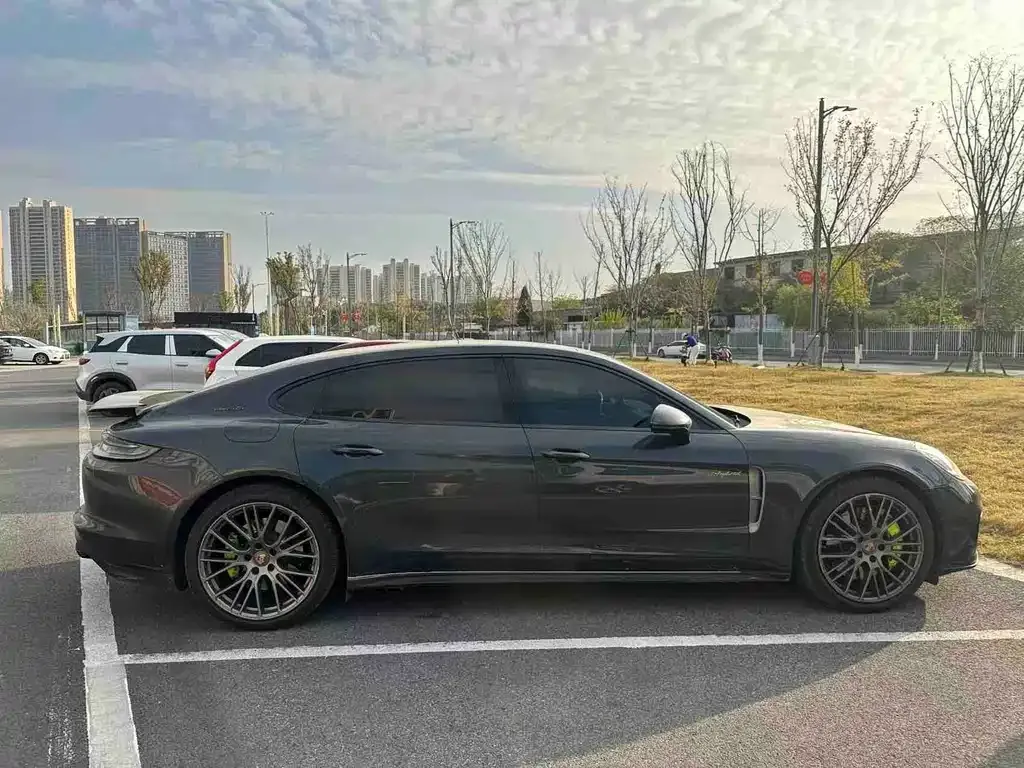 Porsche Panamera Hybrid — фото 3
