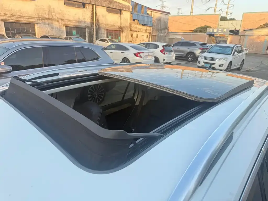 Volkswagen Tayron 2022 из CN, фото 7
