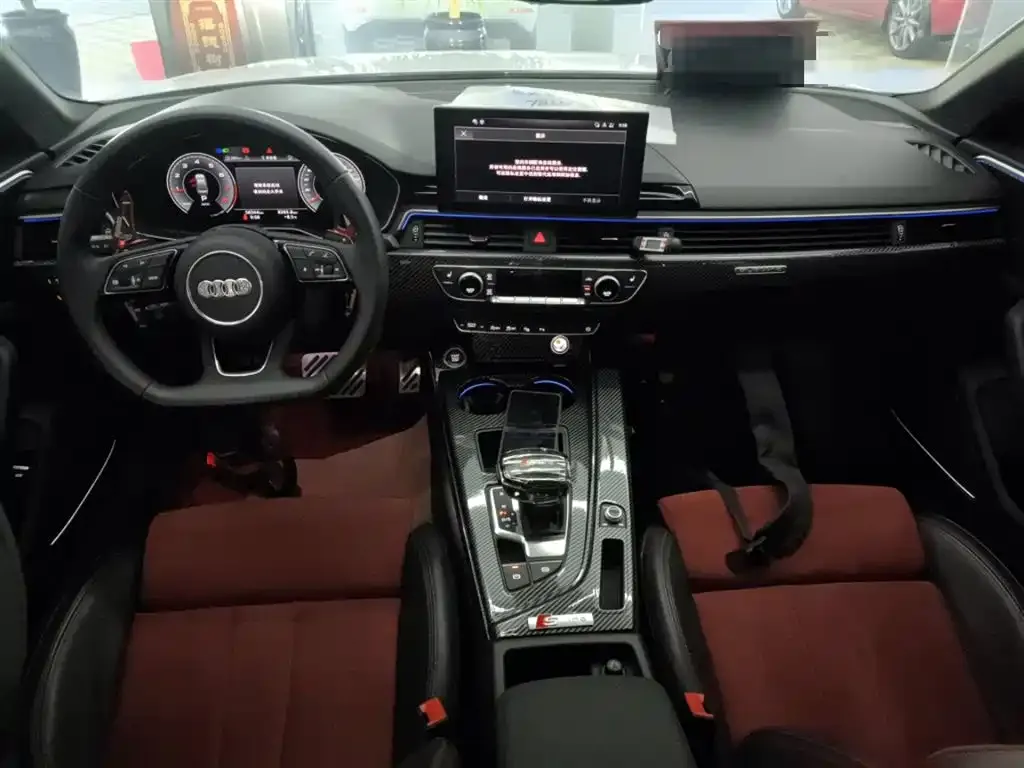 Audi A4L 2022 из CN, фото 10