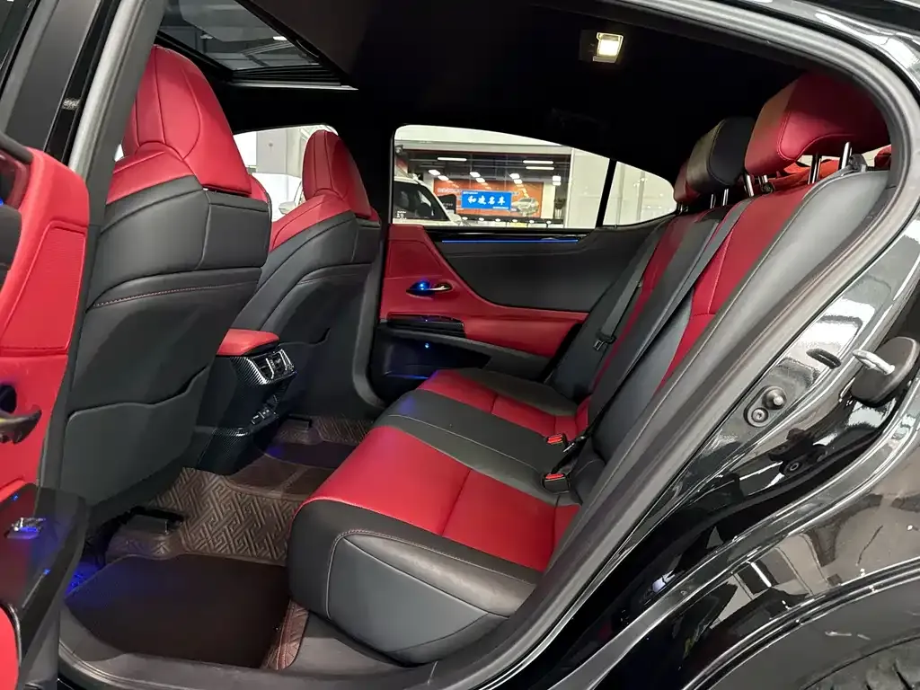 Lexus ES 2021 из CN, фото 9