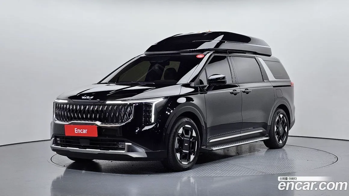 Kia Carnival — фото 1
