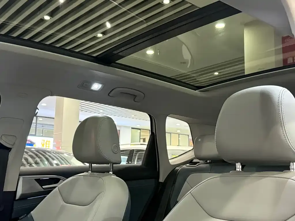 Volkswagen Tharu 2024 из CN, фото 9
