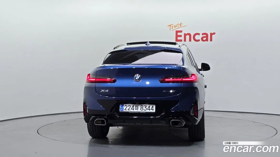 BMW X4 2023 из KR, фото 4