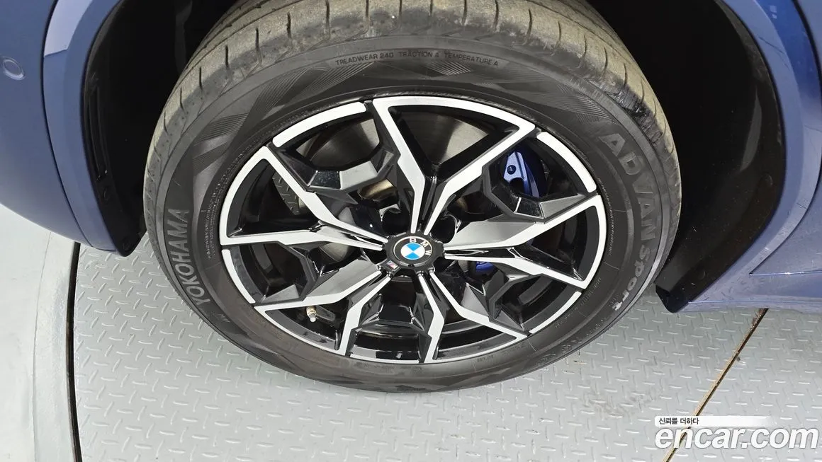 BMW X4 2023 из KR, фото 5