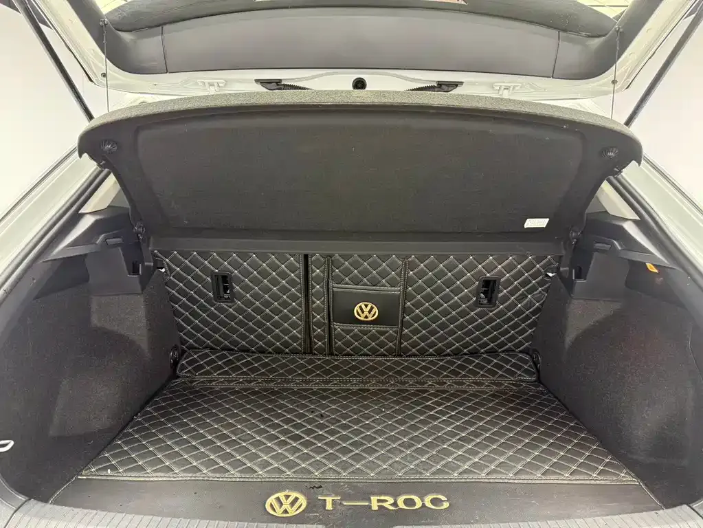 Volkswagen T-Roc 2023 из CN, фото 9