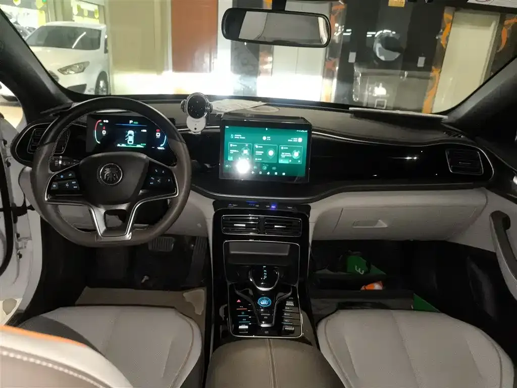 BYD Qin PLUS — фото 10