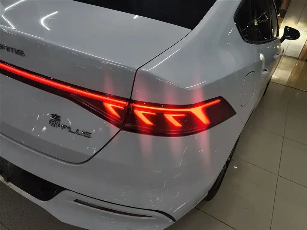 BYD Qin PLUS — фото 8