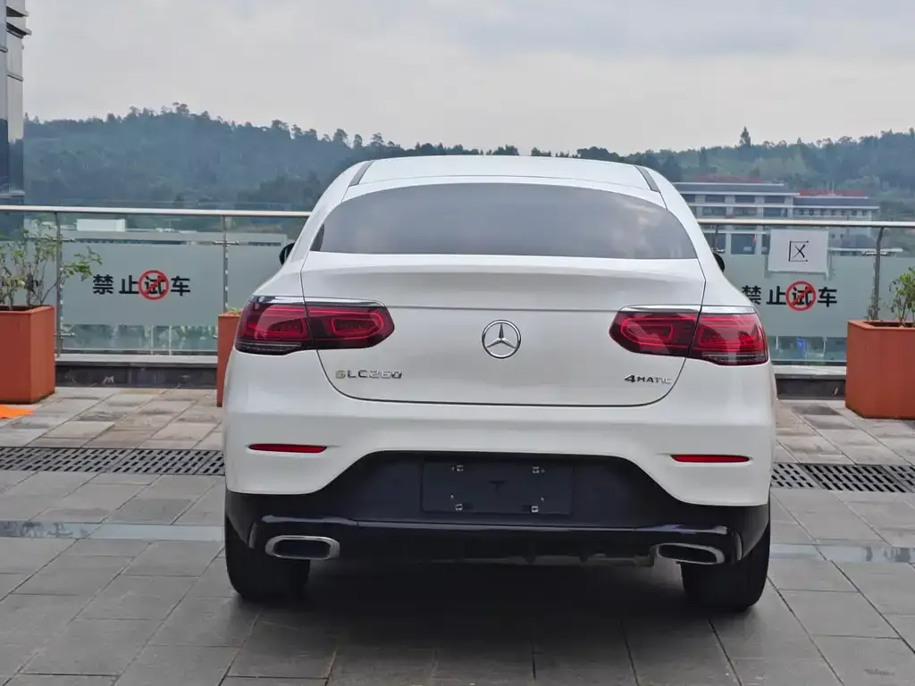 Mercedes-Benz GLC Coupe 2022 из CN, фото 4