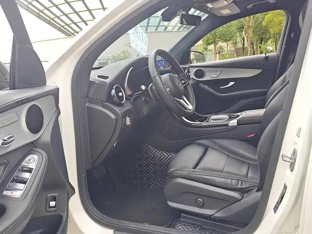 Mercedes-Benz GLC Coupe 2022 из CN, фото 7