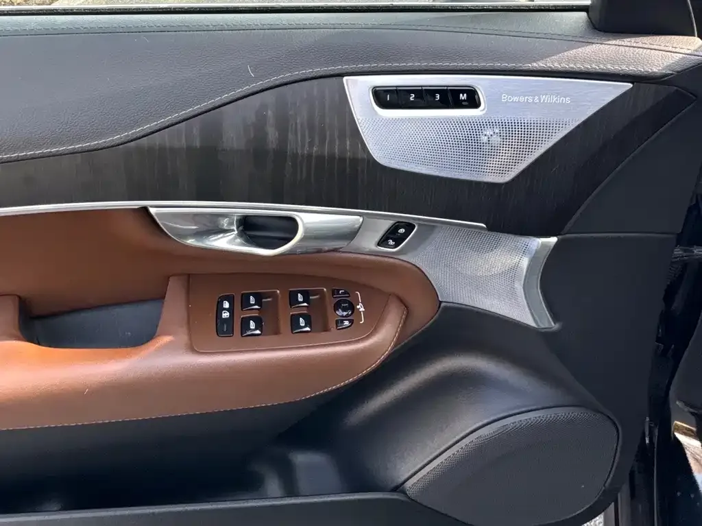 Volvo XC90 2023 из CN, фото 9