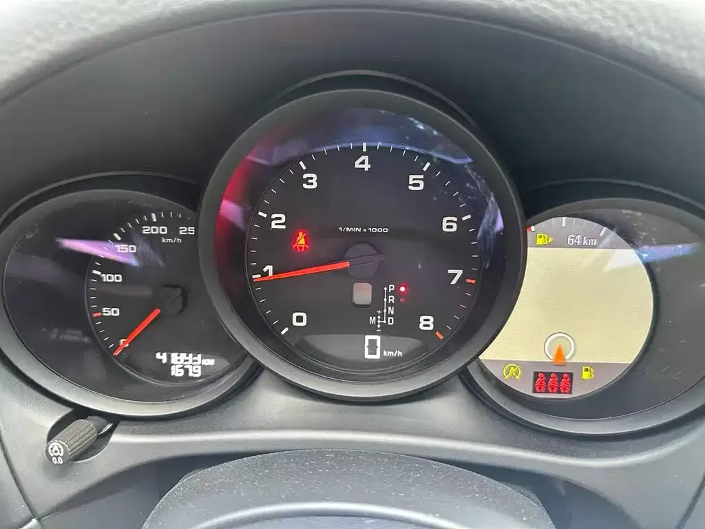 Porsche Macan 2021 из CN, фото 7