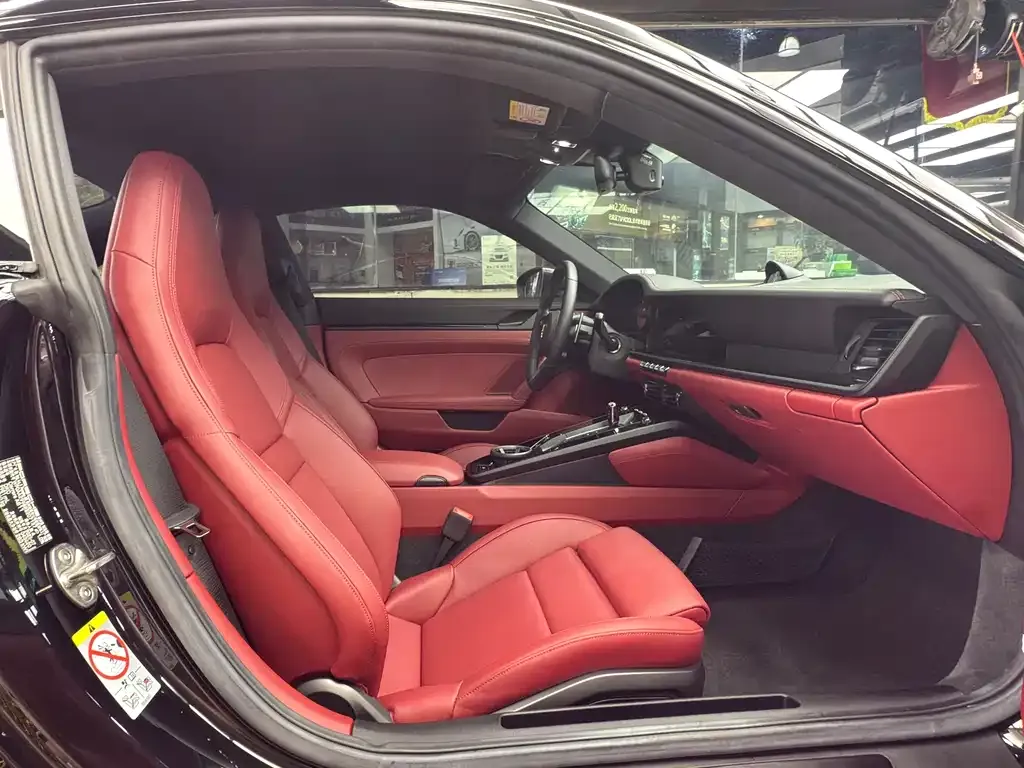 Porsche 911 2024 из CN, фото 9
