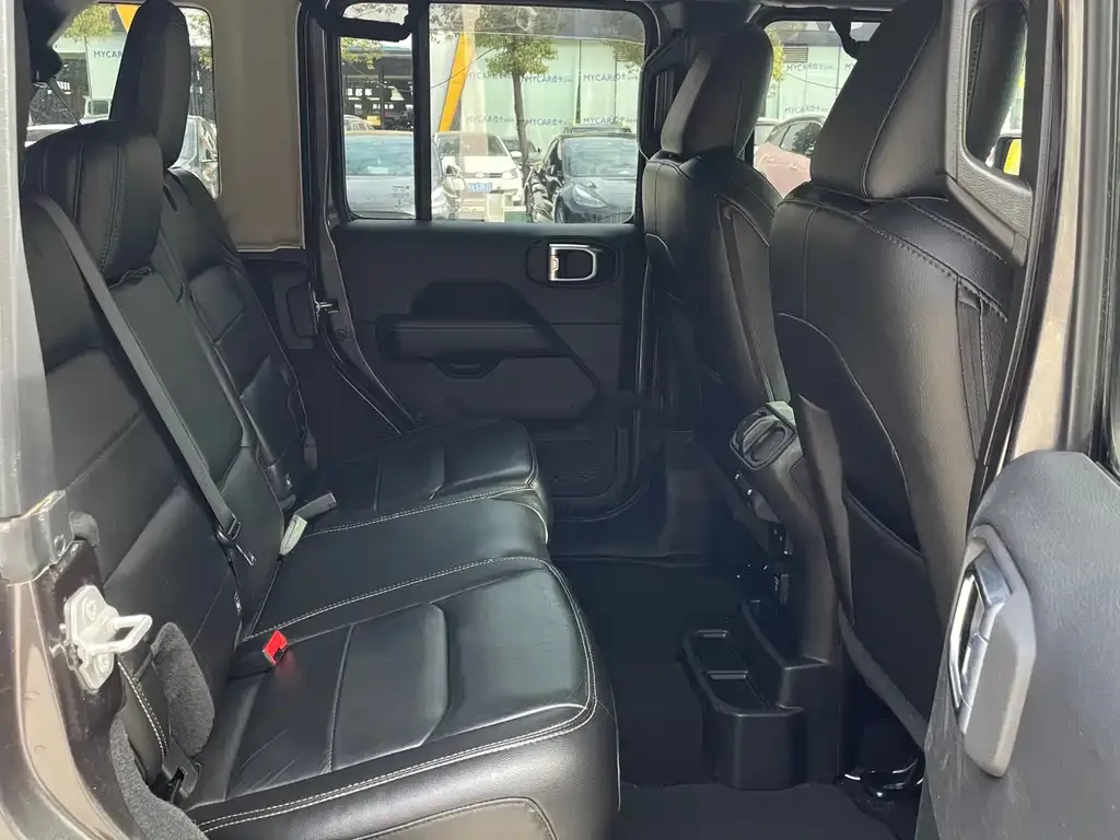 Jeep Wrangler 2021 из CN, фото 6
