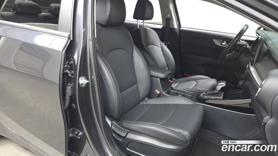 Kia K3 2024 из KR, фото 10