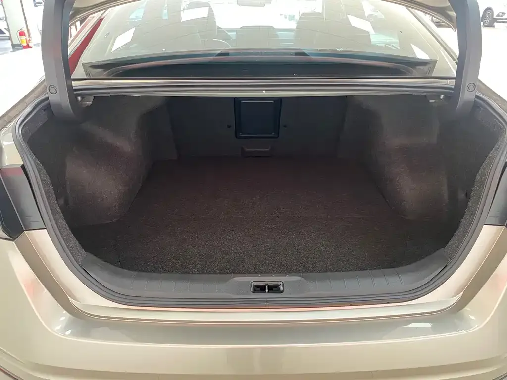 Nissan Teana 2023 из CN, фото 9