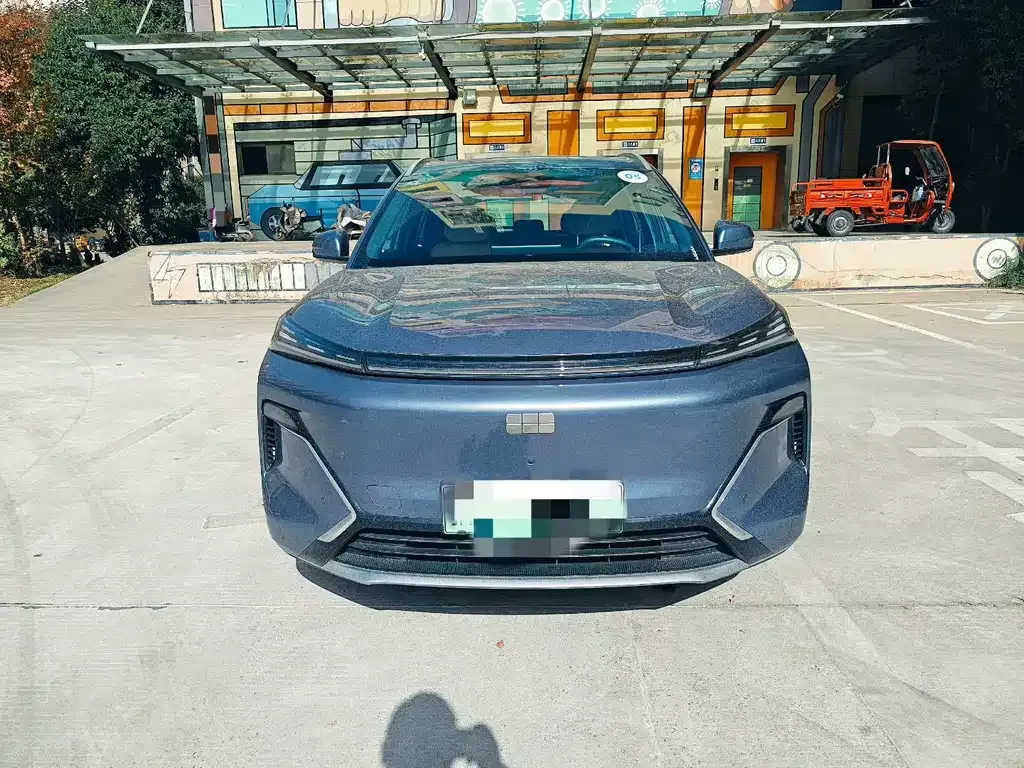 Geely 银河星舰7 — фото 2