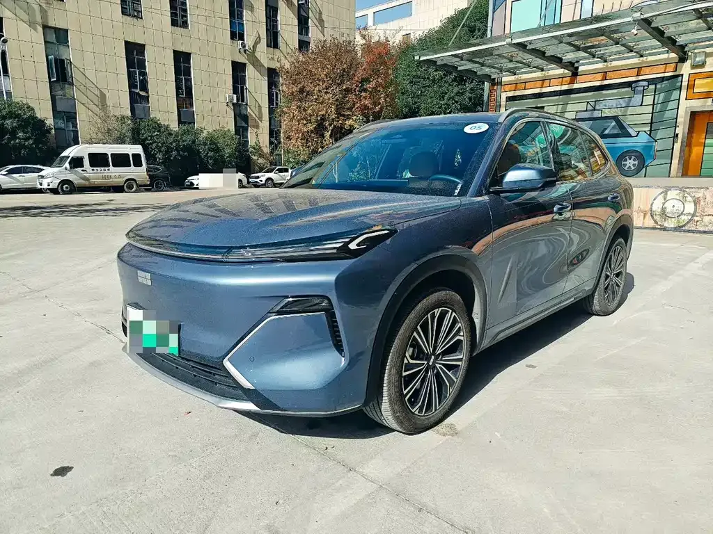 Geely 银河星舰7 — фото 3