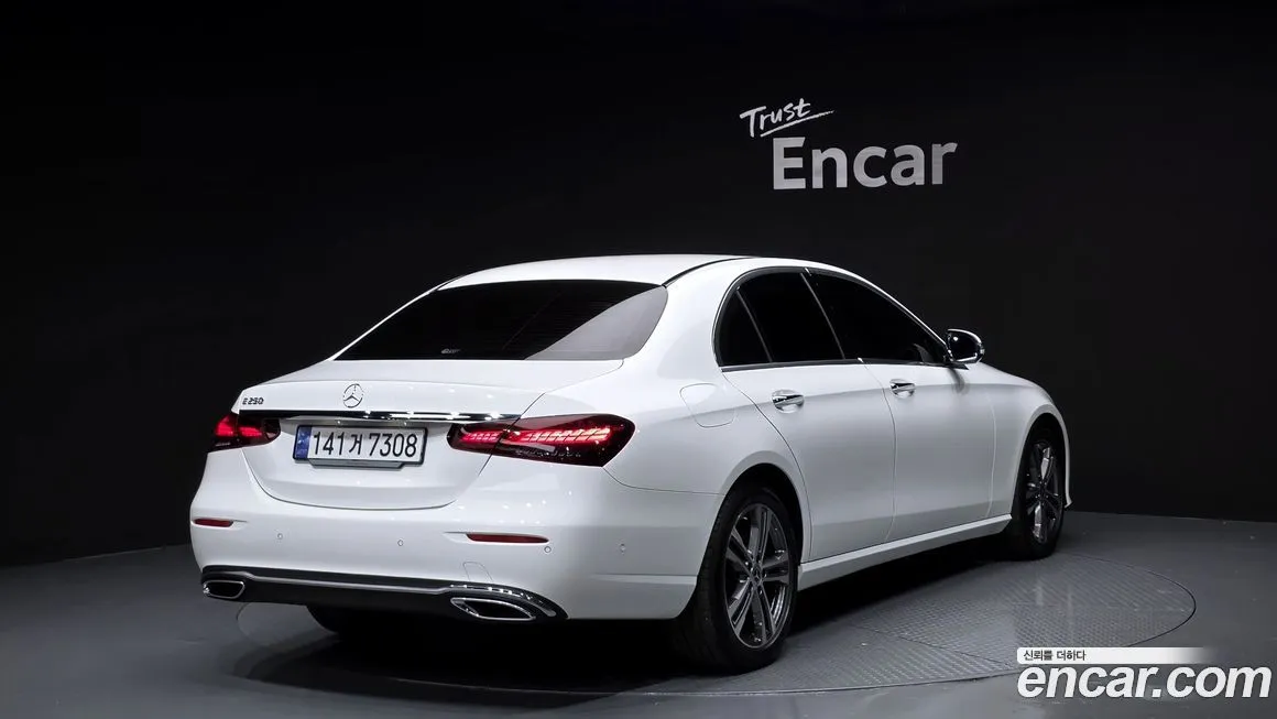Mercedes-Benz E-Class 2023 из KR, фото 2