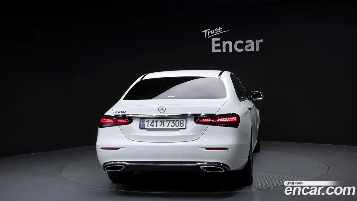 Mercedes-Benz E-Class 2023 из KR, фото 4