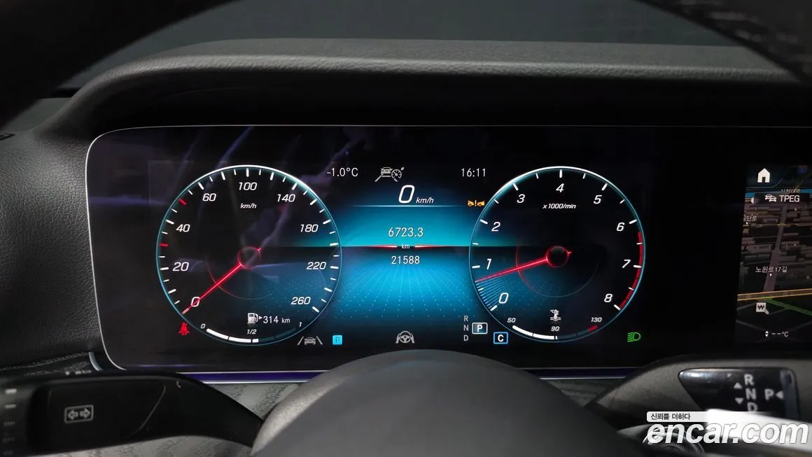 Mercedes-Benz E-Class 2023 из KR, фото 8
